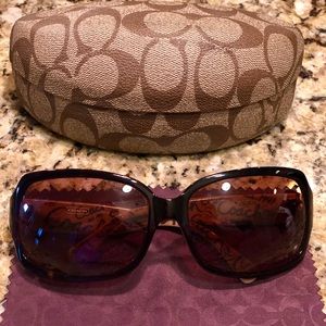 Coach Ginger Sunglasses in Tortoise